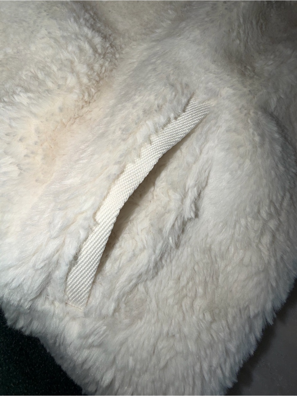 Beautiful Abercrombie& Fitch Women’s Medium Cream Sherpa Half Zip Pullover - Picture 8 of 8